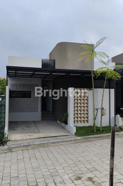 image SAMANATA LIVIN RUMAH CLUSTER AREA BERKEMBANG SOLO UTARA (1)