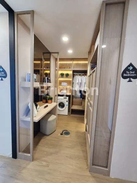 image RUMAH 3 LANTAI DI SERPONG DGN TAMAN LUAS, CUMA 900JTAN  (8)