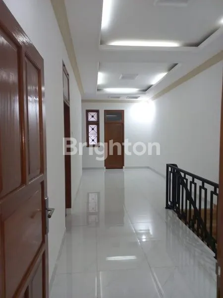 image DIJUAL RUMAH BANGUNAN BARU PONDOK KELAPA (4)
