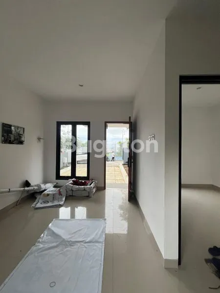 image VILA 2 LANTAI DI BATU PANORAMA, LT 120M² (4)