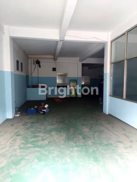 image GEDUNG + KANTOR 3 LANTAI CIKARANG (5)