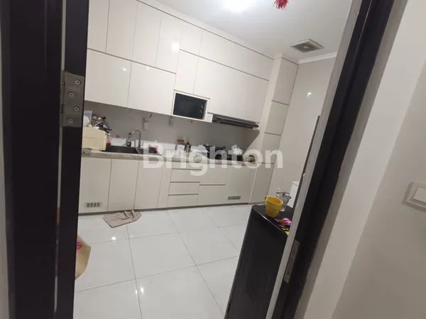 image JUAL CEPAT RUMAH 2 LANTAI FULL FURNISH DI CLUSTER ROYAL PALM BLOSSOM (7)