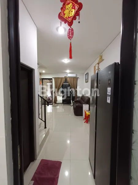 image JUAL CEPAT RUMAH 2 LANTAI FULL FURNISH DI CLUSTER ROYAL PALM BLOSSOM (2)