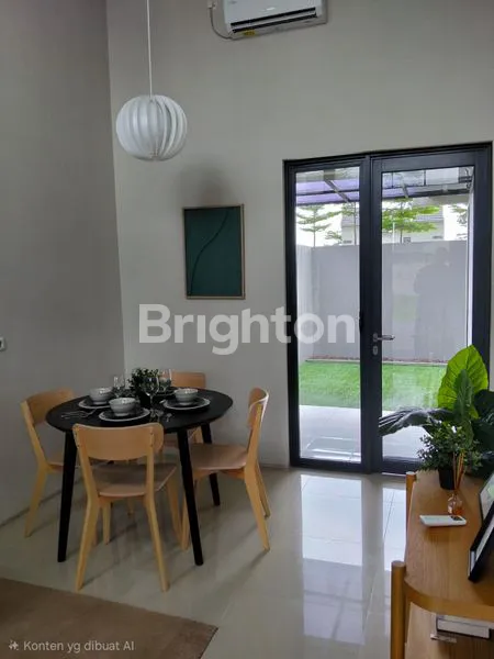 image RUMAH CONTOH MEWAH TIPE MAROON DI GRAND SUNRISE GRESIK (2)