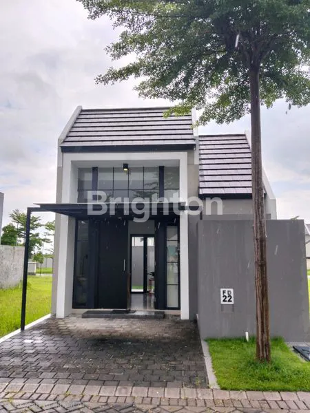 image RUMAH CONTOH MEWAH TIPE MAROON DI GRAND SUNRISE GRESIK (1)