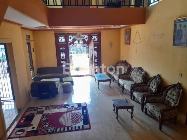 image RUMAH HOOK 2 LANTAI DI PONDOK GEDE, BEKASI (3)