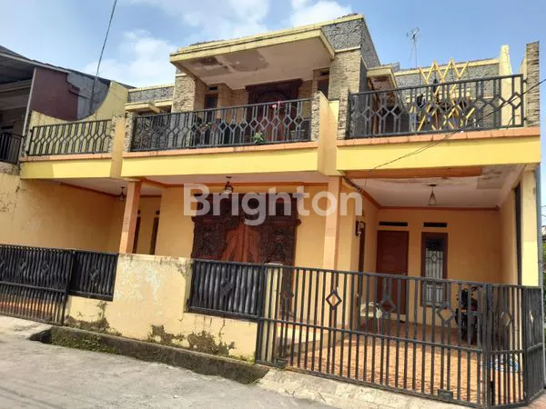 image RUMAH HOOK 2 LANTAI DI PONDOK GEDE, BEKASI (1)