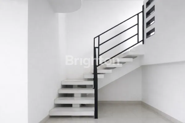 image INVESTASI TERBAIK! RUMAH BESAR RING 1 JAKARTA (KEBON SIRIH, MENTENG) - HARGA DI BAWAH NJOP! (6)