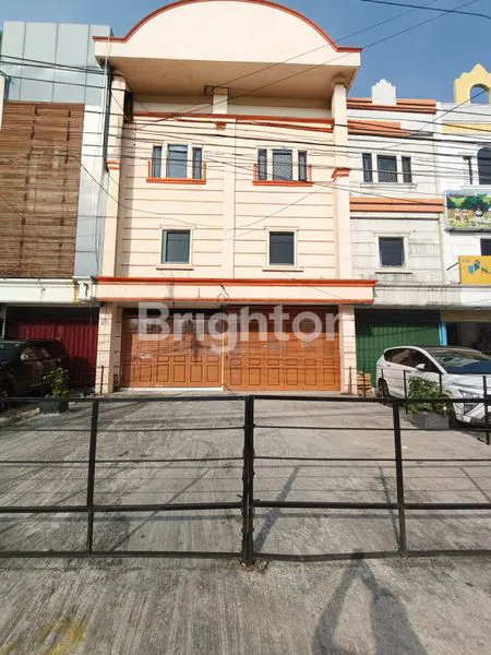 image RUKO GANDENG 3 LANTAI SIAP PAKAI CIMANGGIS DEPOK (1)