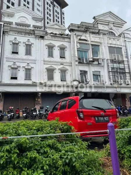 image RUKO GANDENG STRATEGIS DI SEBRANG MALL SMS, SUMMARECON GADING SERPONG (1)