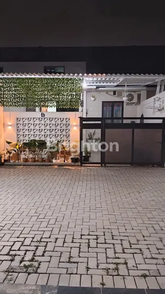 image DIJUAL RUMAH SIAP HUNI DI LOKASI STRATEGIS PAMULANG. DEKAT BUKIT DAGO PAMULANG. (1)