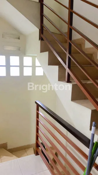 image RUMAH 3 LANTAI SHM DI CLUSTER THE SWATANTRA BI JATIASIH – LT 100 M², LB 200 M², DEKAT TOL JATIASIH & PUSAT KOTA (6)