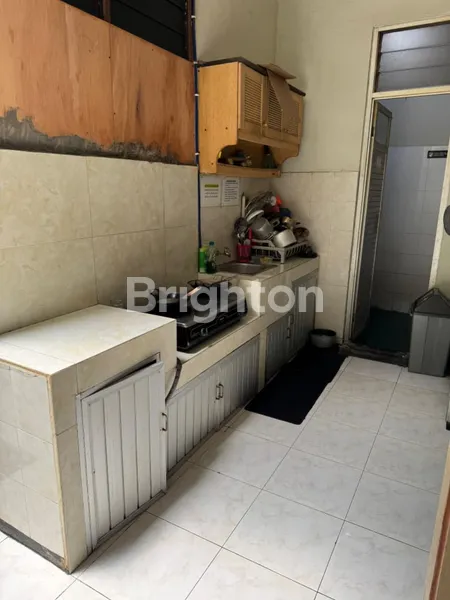 image RUMAH KOST DI JALAN BRATANG WETAN (8)
