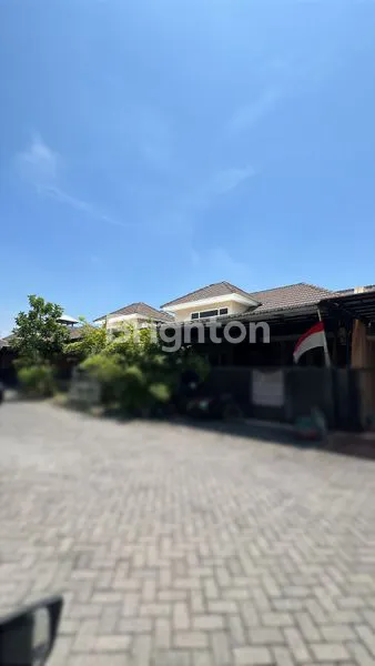 image DIJUAL RUMAH 2 LANTAI DI JALAN DELIMA BARAT PONDOK CHANDRA SIDOARJO (1)