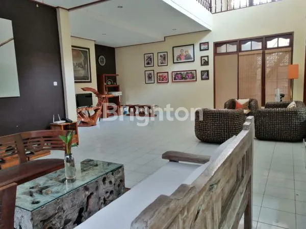 image DI JUAL RUMAH RENON 2 LANTAI  4 ARE (2)