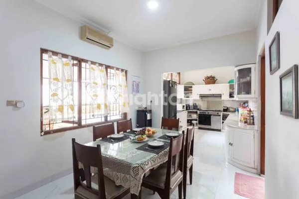 image RUMAH PREMIUM 2 LANTAI DI JLN RADIO JAKARTA SELATAN (4)