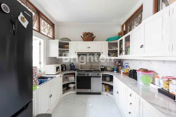 image RUMAH PREMIUM 2 LANTAI DI JLN RADIO JAKARTA SELATAN (5)