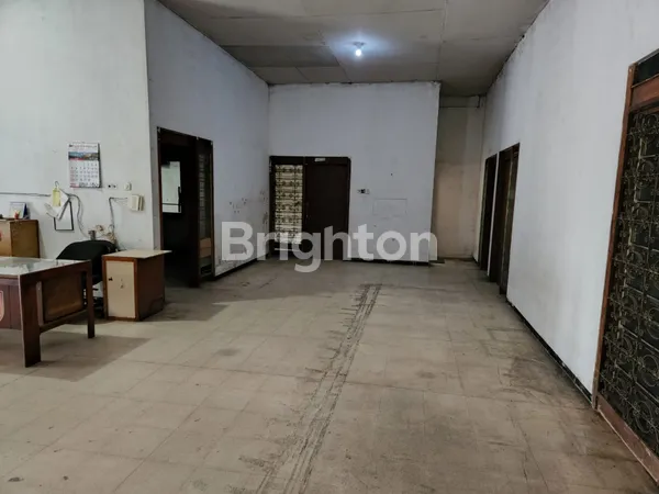 image JARANG ADA RUMAH SURABAYA PUSAT STRATEGIS DEKAT TUNJUNGAN PLAZA (3)