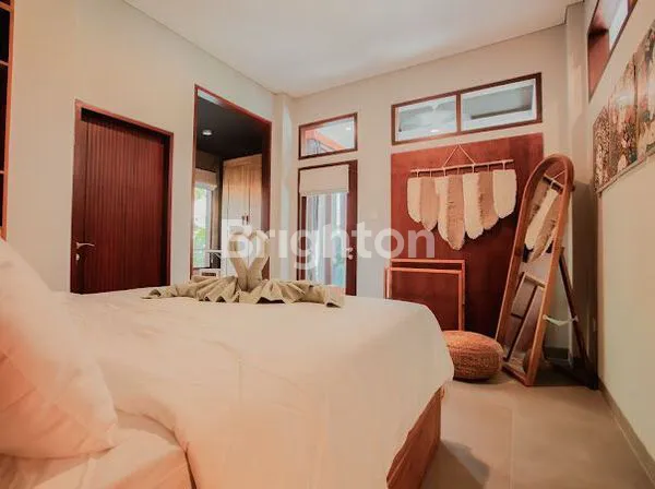 image LUXURY VILLA DENGAN TAMAN LUAS & LOKASI STRATEGI (5)