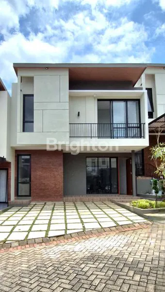 image RUMAH 2 LANTAI KONDISI BARU GRESS DI TIDAR ATAS MALANG (1)