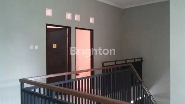 image RUMAH DI PERUMAHAN MUTIARA HIJAU (7)