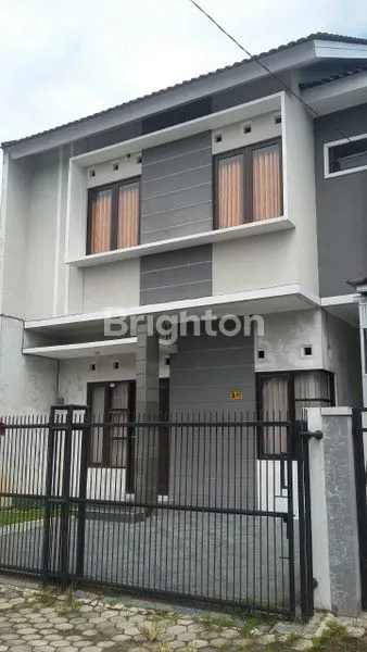 image RUMAH DI PERUMAHAN MUTIARA HIJAU (1)