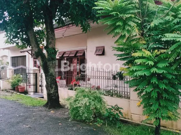 image RUMAH MEWAH LT 387 DI MEDAN JOHOR, 8 KT & 5 KM (4)