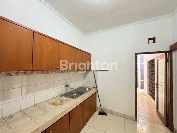 image SEWA RUMAH KLASIK ASRI BATUNUNGGAL BANDUNG (7)