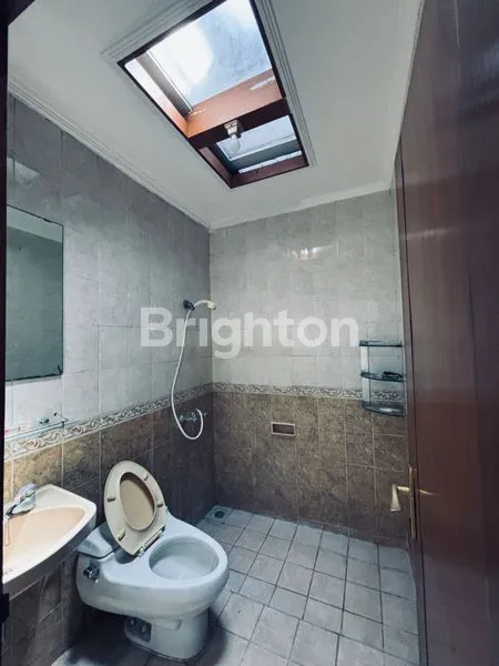 image SEWA RUMAH KLASIK ASRI BATUNUNGGAL BANDUNG (6)