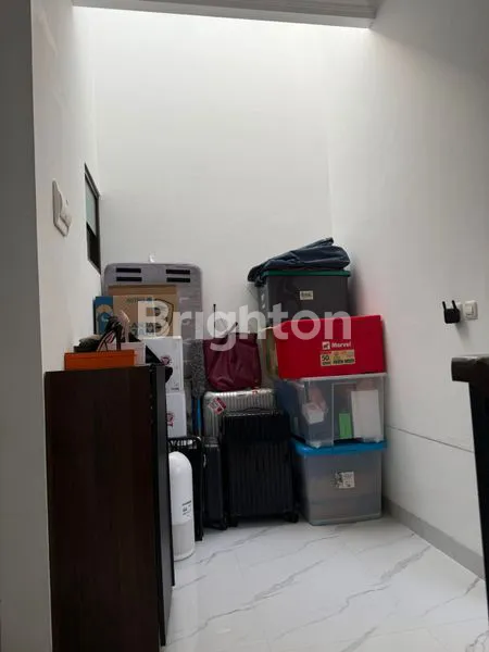 image RUMAH DI JUAL SIAP HUNI REGENSI MELATI MAS BSD TANGERANG (3)
