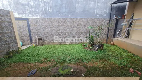 image RUMAH SEWA DI SENTUL CITY DEKAT PINTU TOL (5)