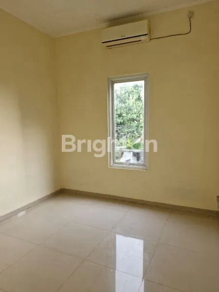 image RUMAH SUDUT CLUSTER EKSKLUSIF ANDARA PARK RESIDENCE – AKSES TOLL 1 MENIT!\N (8)