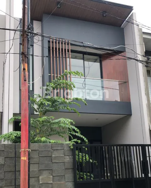 image RUMAH BARU MINIMALIS 2 LANTAI DI MULYOSARI UTARA, SHM, SIAP HUNI (2)