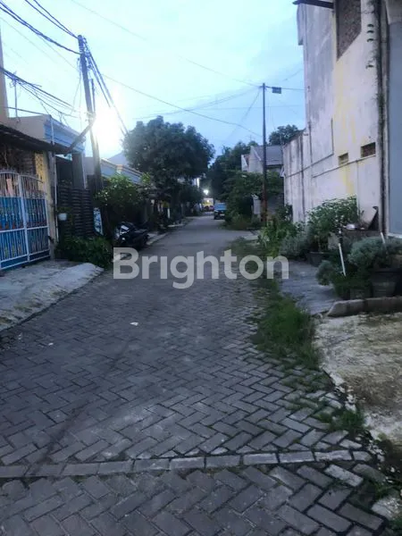 image RUMAH CANTIK 2 LANTAI DI VILLA TOMANG BARU, 4 KT (1)