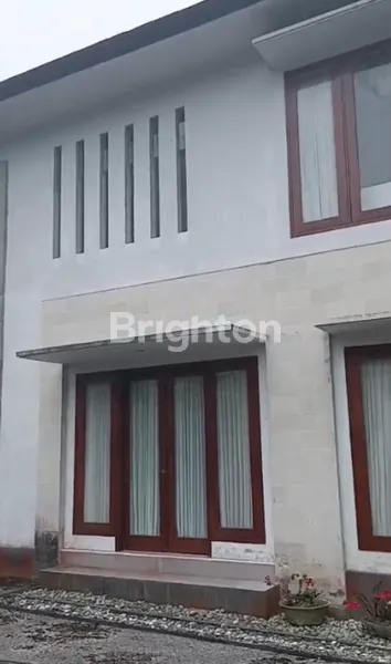 image INVESTASI PRESTISIUS: VILLA MODERN DENGAN VIEW DANAU BERATAN & PEGUNUNGAN BEDUGUL (5)