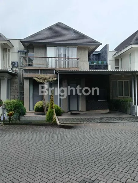 Gambar Property RUMAH 2 LANTAI  MINIMALIS MODERN STAMFORD