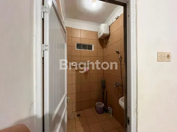 image RUMAH SIAP HUNI, SUDAH RENOVASI, LOKASI STRATEGIS PADANG SAMBIAN BAL (5)