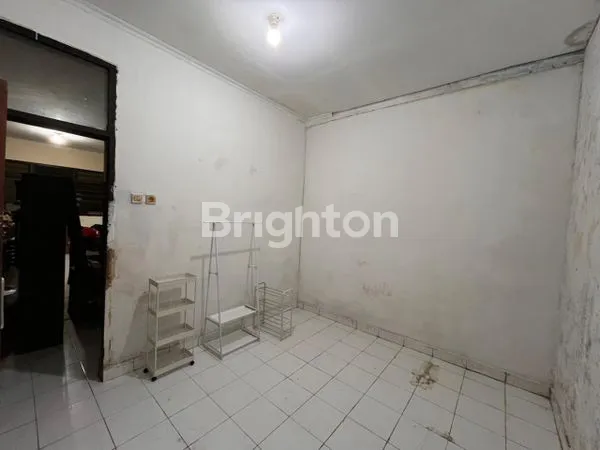 image RUMAH SIAP HUNI, SUDAH RENOVASI, LOKASI STRATEGIS PADANG SAMBIAN BAL (1)