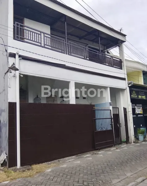 Gambar Property DIDJUAL MURAH POL RUMAH KOS 8 KAMAR SIAP BEROPERASI DI MERR GUNUNGANYAR HANYA 1,1 M NEGO - LOKASI 5 MENIT DARI UPN, UINSA, POLTEK PELAYARAN, RS EKA CANDRARINI