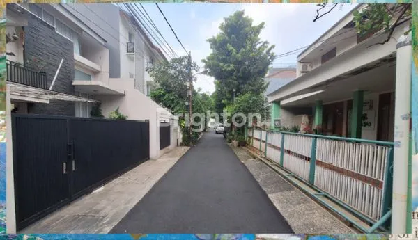 image RUMAH 2 LANTAI SIAP HUNI DI JL. CIOMAS, KEBAYORAN BARU (1)