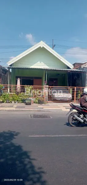Gambar Property RUMAH NOL JALAN UNTUK USAHA
