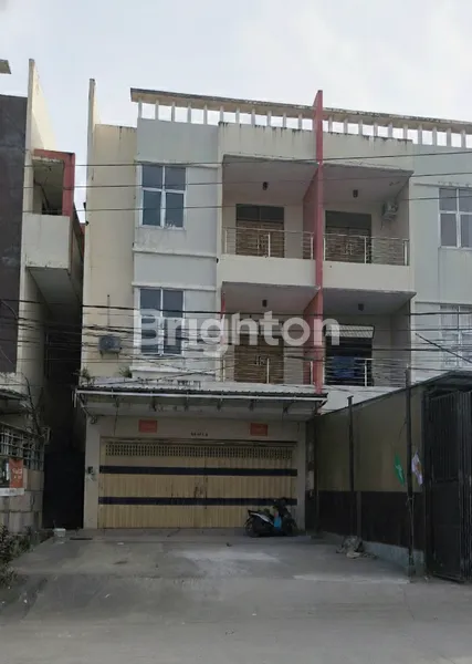 Gambar Property RUKO STRATEGIS 3 LANTAI DI TENGAH KOTA – PARKIR LUAS, COCOK KANTOR & USAHA