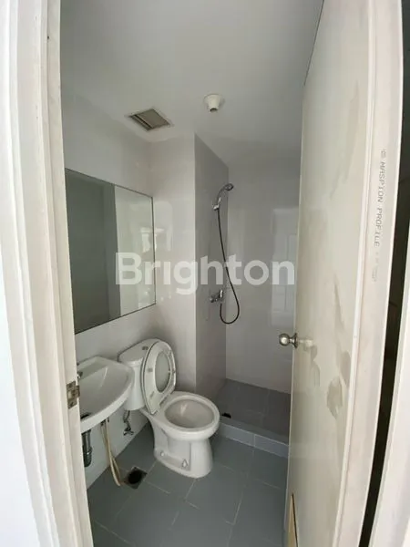 image APARTEMEN PAKUWON CITY NEW GRESS FURNISH BARU TIDAK PERNAH DI PAKAI MURAH MERIAH DEKAT ITS UNAIR WIDYA MANDALA  EAST COAST KENJERAN MULYOSARI (4)