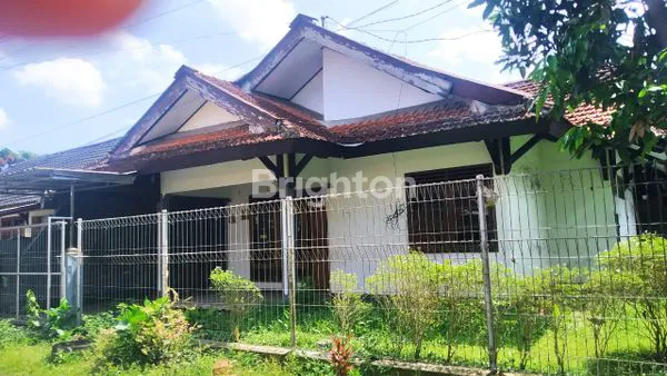 Gambar Property RUMAH 2 KAVLING JADI 1