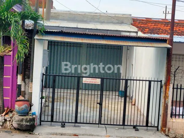 image RUKO SIAP PAKAI UNTUK USAHA DI TENGAH KOTA DI NOL JALAN BANYU URIP (1)