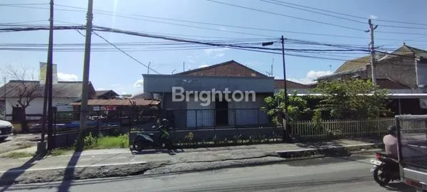 Gambar Property RUMAH DENGAN TOKO DI TELUKAN