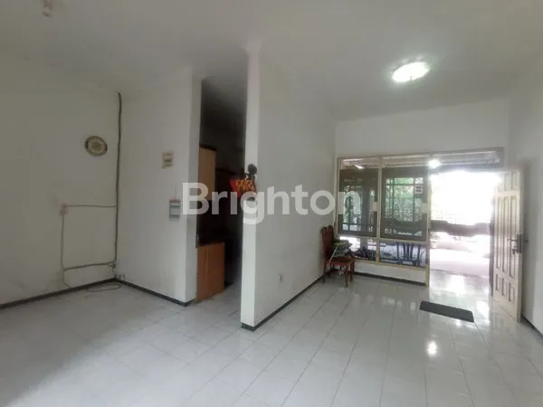 Gambar Property DIJUAL CEPAT SUTOREJO PRIMA HOOK 2 LANTAI