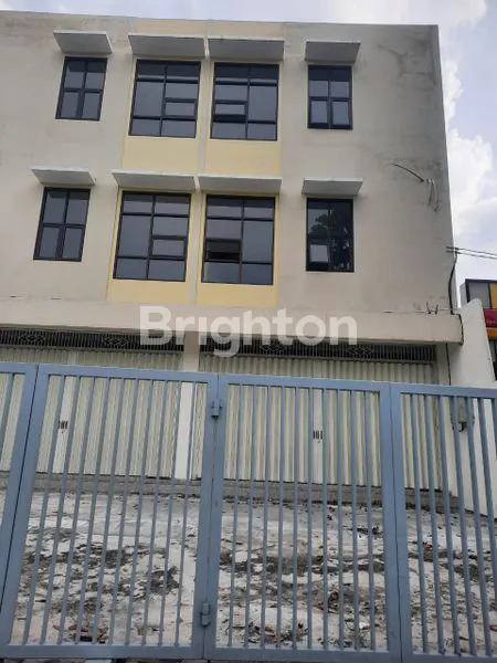 image RUKO 3 LANTAI,0 JALAN YANG SANGAT STRATEGIS,DEKAT GOR,TEMPAT USAHA YANG EXLUSIVE,5 MENIT EXIT TOL,COCOK UNTUK USAHA APA SAJA KARENA DAERAH RAME,JANTUNG KOTA (1)