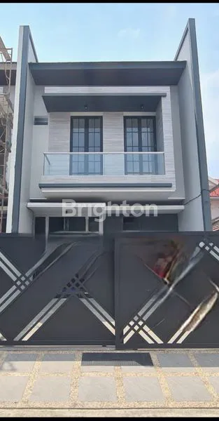 Gambar Property RUMAH MODERN 2 LANTAI DI MANYAR, LT 120M², HARGA NEGO