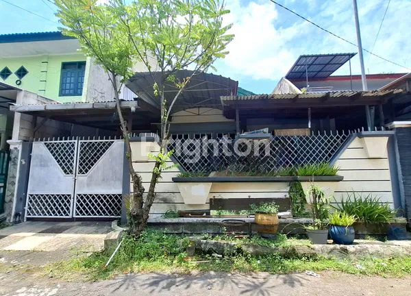 Gambar Property MURAH, RUMAH UNFURNISH DENGAN 3 + 1 KAMAR TIDUR DI GRIYA SHANTA SUHAT